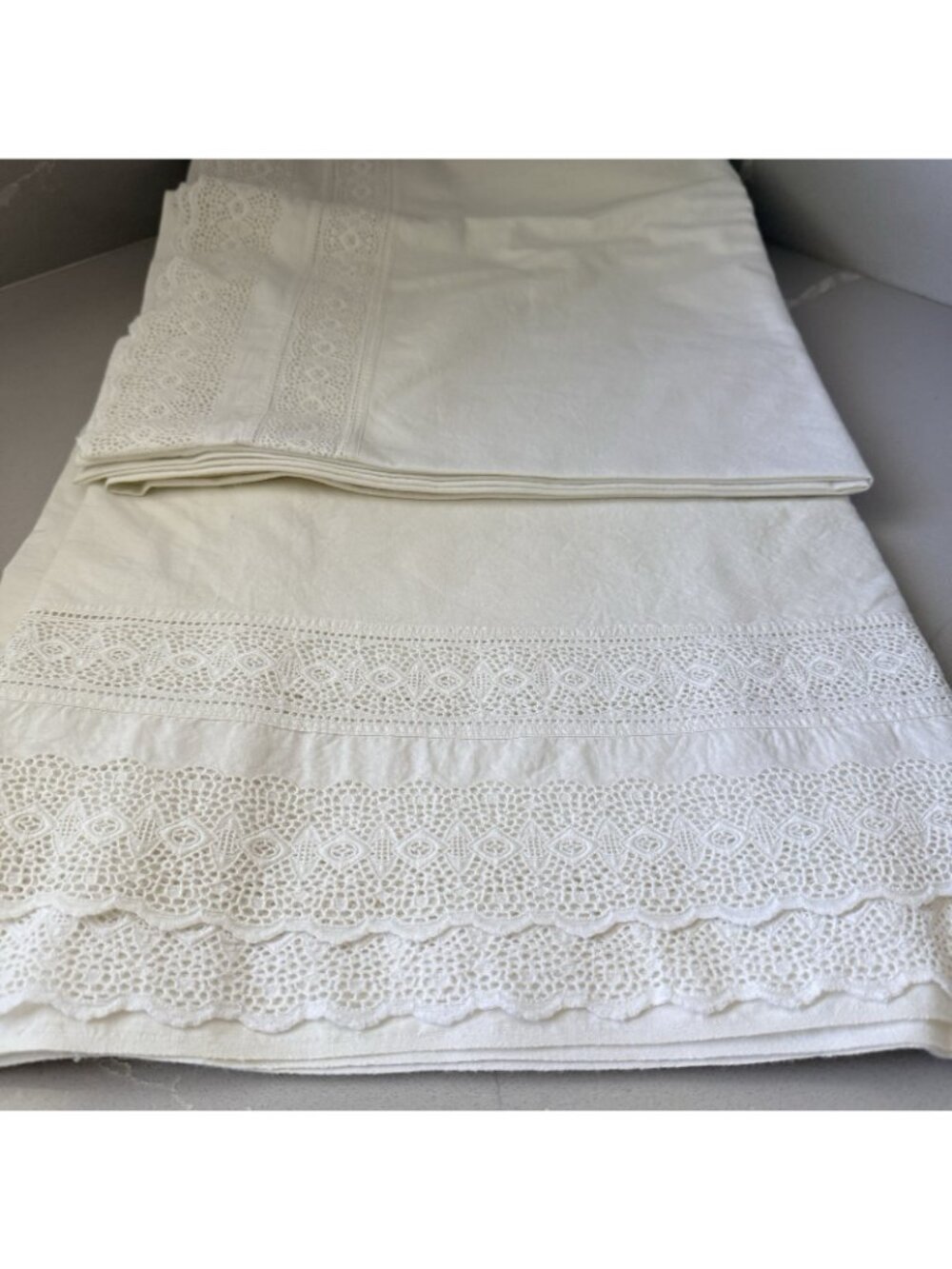 Vintage White 1 King Bedsheet And 2 King Shams Pillowcases Crochet Lace Borders - Picture 4 of 16